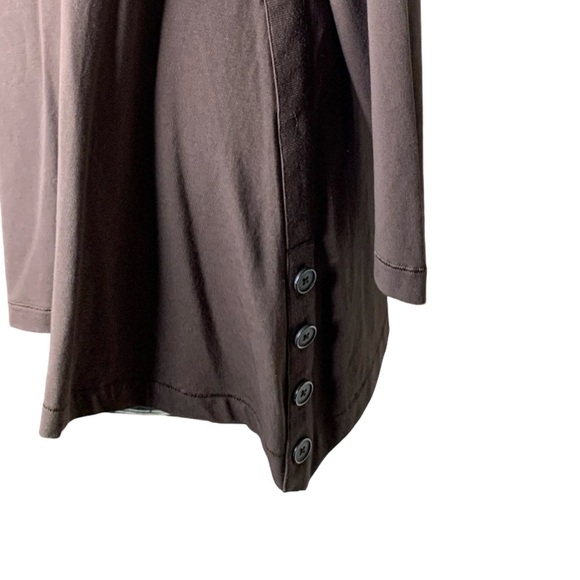 Chicos Women's Brown V-Neck Top - Picture 3 of 4